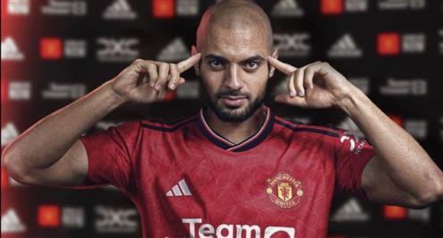 أمرابط: "ملايين المغاربة" سيتابعون يونايتد من الآن.. والدوري الإنجليزي الأقوى في العالم